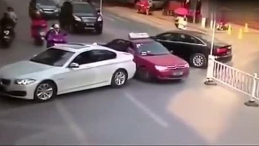 交通意外險、第三方責任險和交強險有什么區(qū)別